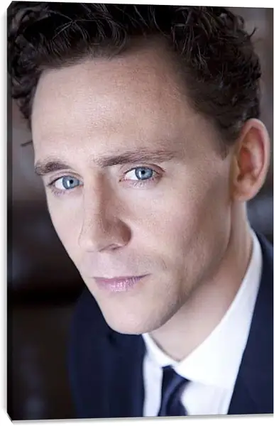 Постер на подрамнике - Том Хиддлстон. Thomas Hiddleston