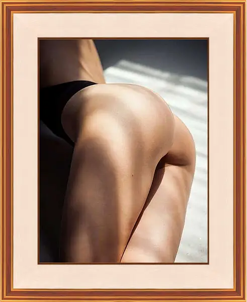Картина в раме - Эротическая фотография, девушки со спины.