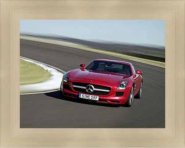 Картина в раме - Красный Мерседес в движении