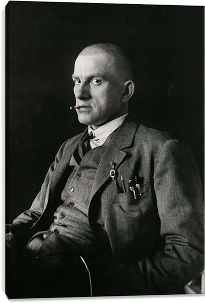 Постер на подрамнике - Владимир Владимирович Маяковский