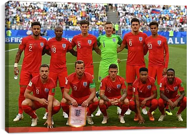 Постер на подрамнике - Фото перед матчем сборной Англии по футболу