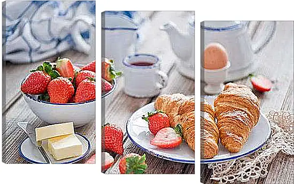 Модульная картина - Два сырка, клубника и два круассана. Утро начинается вкусно.