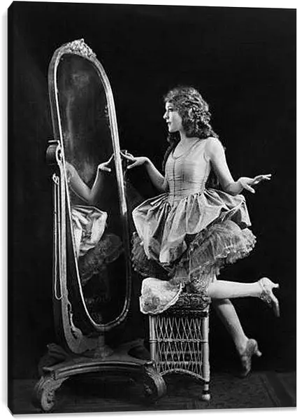 Постер на подрамнике - Ретро
