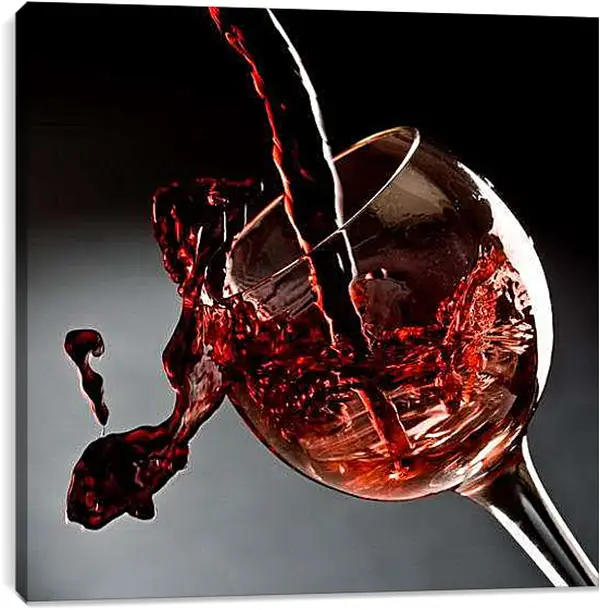 Постер на подрамнике - Всплеск в бокале вина. Виноградный вихрь.