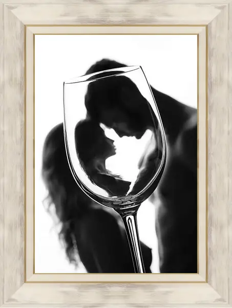 Картина в раме - Через бокал