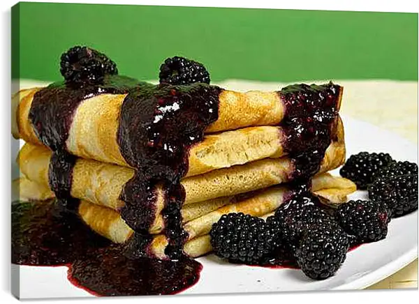 Постер на подрамнике - Блинчики с ежевикой. Аппетитное Утро.