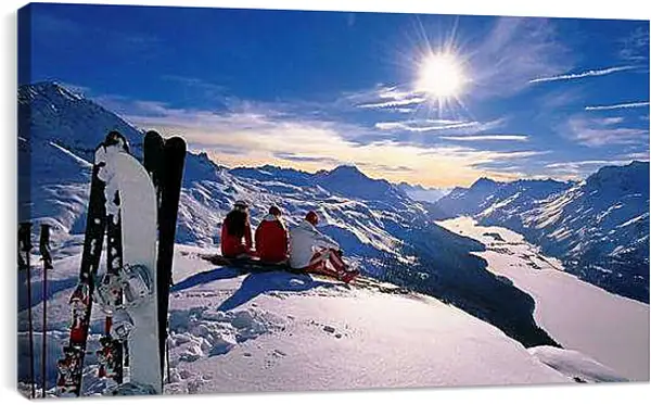 Постер на подрамнике - Отдых на фоне фантастического пейзажа