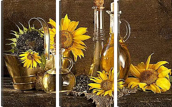 Модульная картина - Подсолнухи и три бутылки подсолнечного масла. Солнечная симфония вкуса.