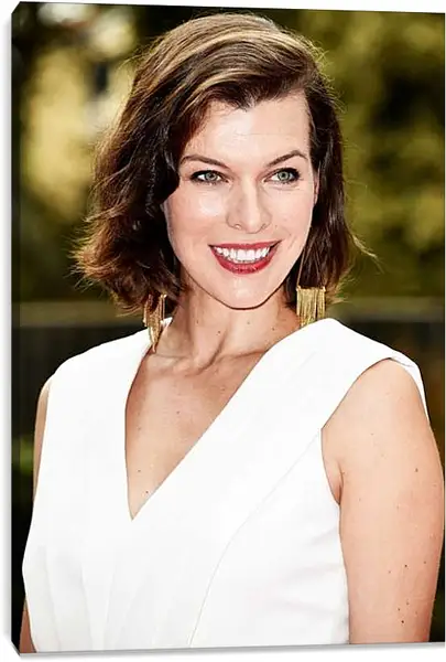 Постер на подрамнике - Милла Йовович. Milla Jovovich