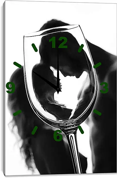 Часы картина - Через бокал