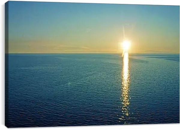 Постер на подрамнике - Красивый закат на озере. Байкал