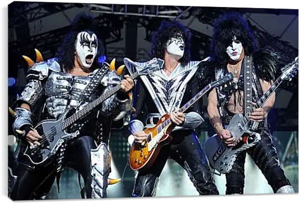 Постер на подрамнике - Кисс. Kiss