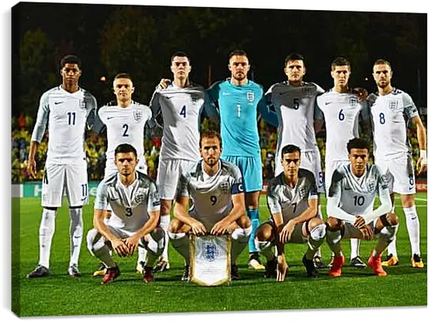 Постер на подрамнике - Фото перед матчем сборной Англии по футболу