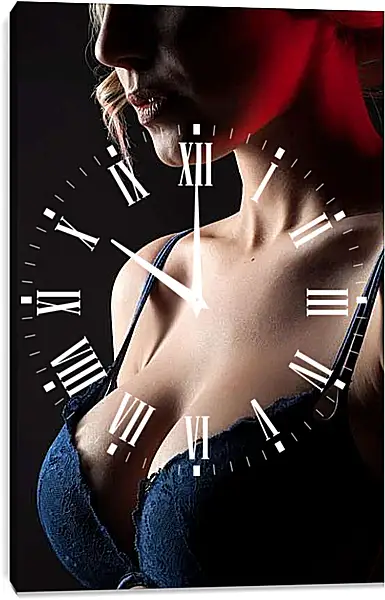 Часы картина - Девушка в синем бельё