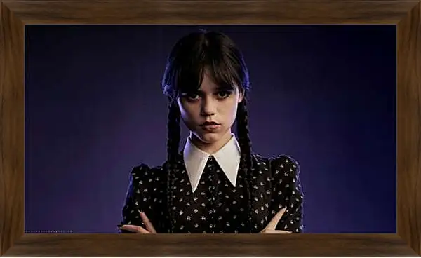 Картина в раме - Строгий взгляд Уэнсдей Аддамс