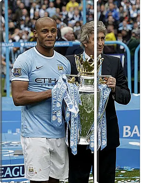 Модульная картина - Компани с кубком. Манчестер Сити. Manchester City