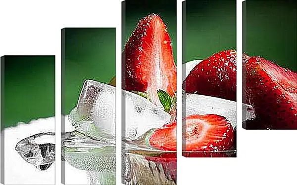 Модульная картина - Клубника со льдом. Летняя свежесть.