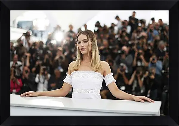 Картина в раме - Марго Робби. Margot Robbie