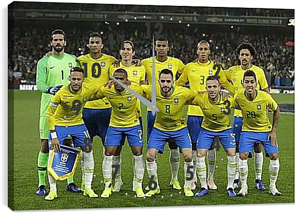 Часы картина - Фото перед матчем сборной Бразилии по футболу