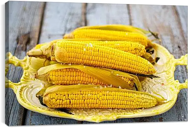 Постер на подрамнике - Кукуруза на подносе. Золотой Урожай.