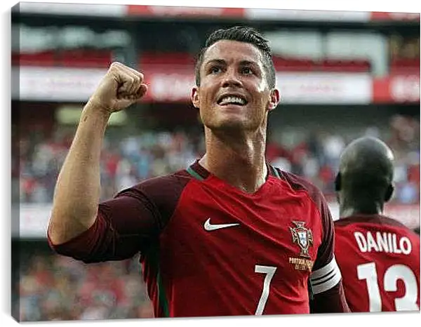 Постер на подрамнике - Криштиану Роналду в сборной Португалии.