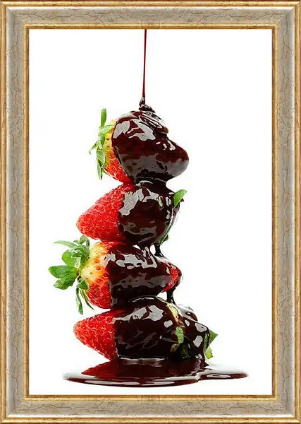 Картина в раме - Пирамида из клубники. Сладкое искушение.