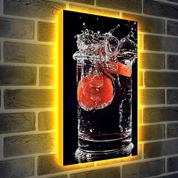 Лайтбокс световая панель - Помидор в стакане воды. Томатный всплеск.