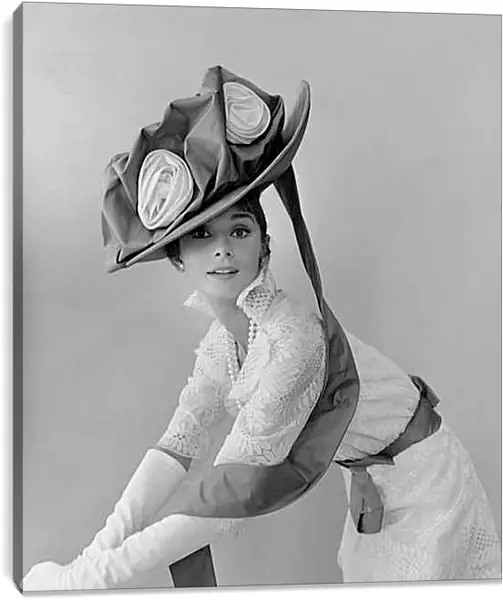 Постер на подрамнике - Audrey Hepburn - Одри Хепберн