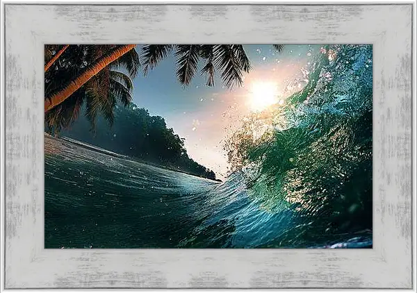 Картина в раме - Пальмы над водой