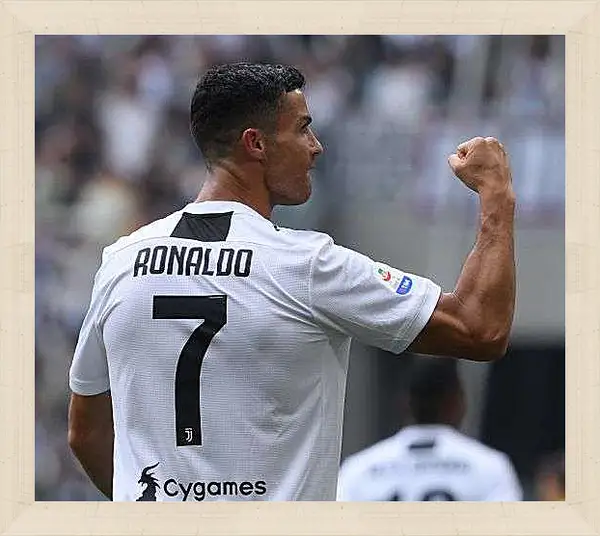 Картина в раме - Криштиану Роналду в Ювентусе