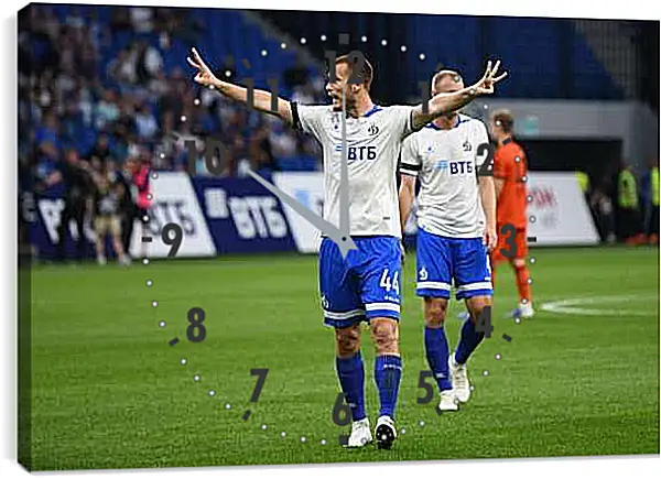 Часы картина - Празднование гола. ФК Динамо Москва. FC Dynamo Moscow