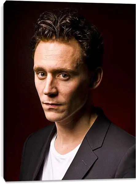 Постер на подрамнике - Том Хиддлстон. Thomas Hiddleston