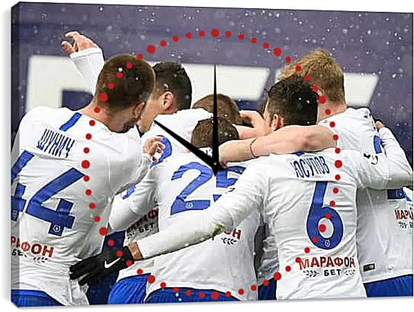 Часы картина - Празднование гола. ФК Динамо Москва. FC Dynamo Moscow
