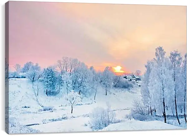 Постер на подрамнике - Вид на зимнюю деревню издалека