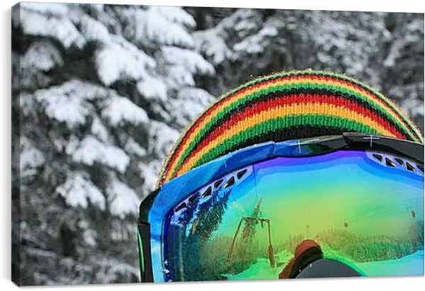 Постер на подрамнике - Сноубордист в разноцветной шапке и очках