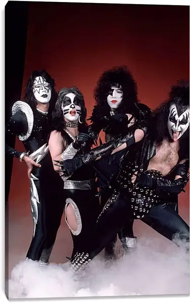 Постер на подрамнике - Кисс. Kiss