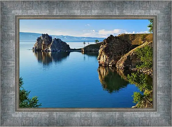 Картина в раме - Ясный день на озере. Байкал