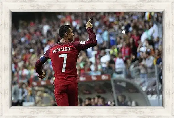 Картина в раме - Криштиану Роналду в сборной Португалии. (Cristiano Ronaldo)