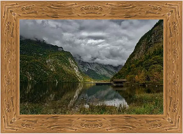 Картина в раме - Белые облака над горами