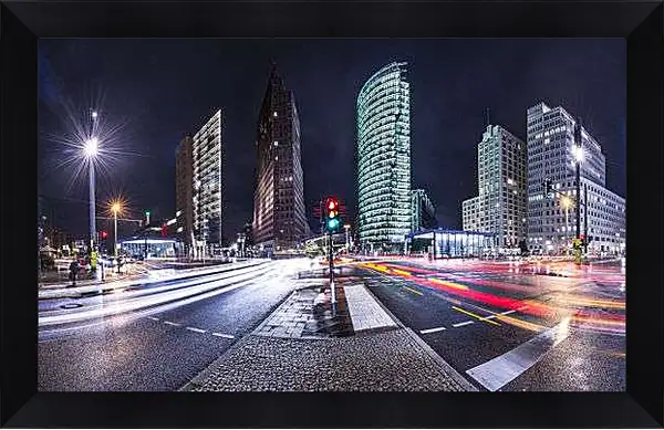 Картина в раме - Перекрёсток, Берлин