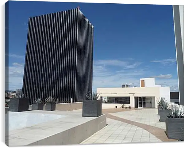 Постер на подрамнике - Белое и черное