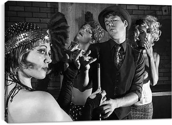 Постер на подрамнике - На вечеринке