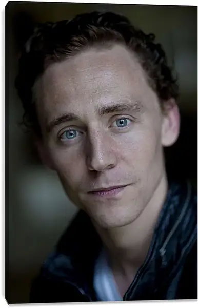 Постер на подрамнике - Том Хиддлстон. Thomas Hiddleston