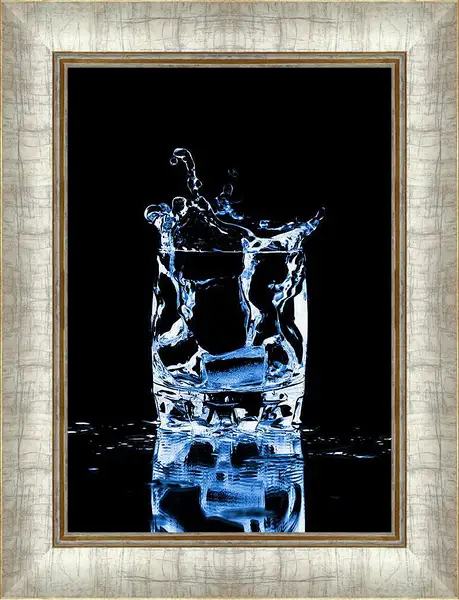 Картина в раме - Вода и лед. Прохлада и Свежесть.