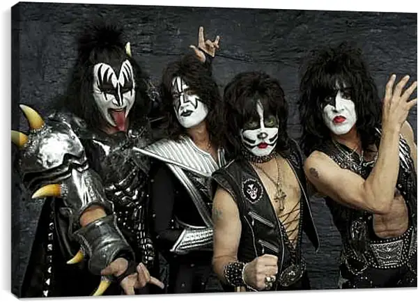 Постер на подрамнике - Кисс. Kiss