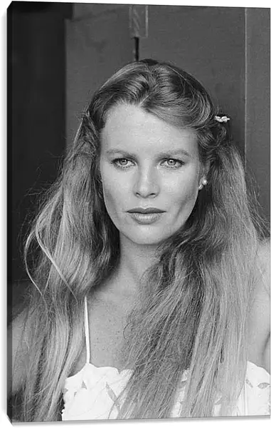 Постер на подрамнике - Ким Бейсингер. Kim Basinger