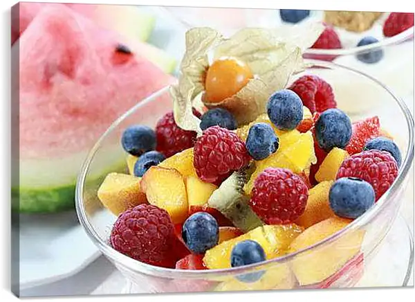 Постер на подрамнике - Фруктовый десерт. Летняя симфония вкуса.