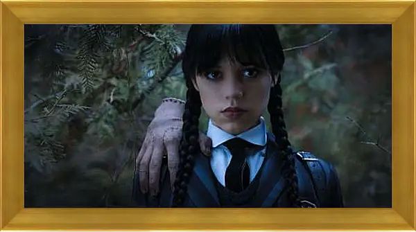 Картина в раме - Уэнсдей Аддамс в лесу