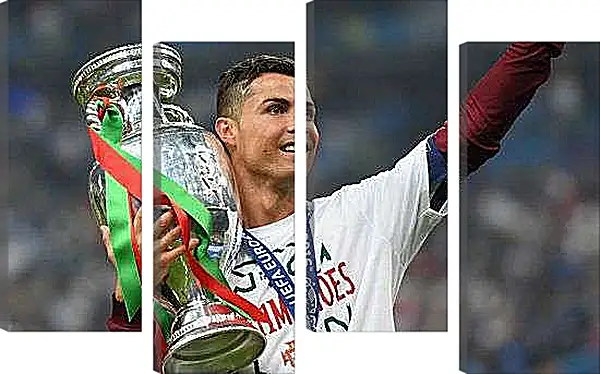 Модульная картина - Криштиану Роналду с кубком