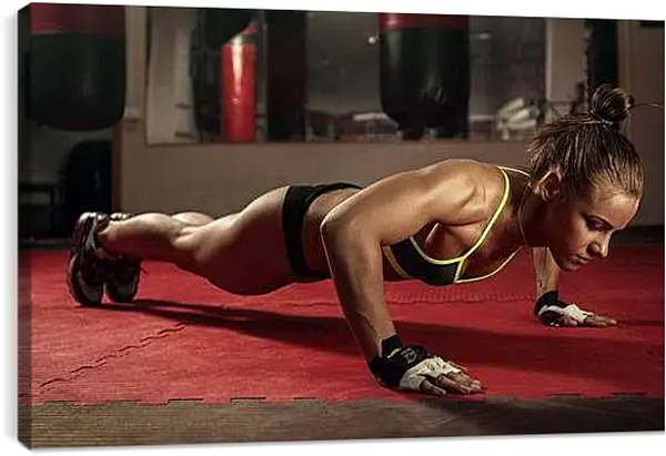 Постер на подрамнике - Девушка отжимается в зале